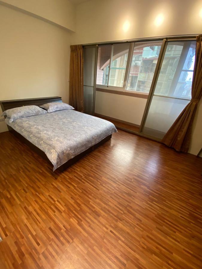 Appartement 台南 T Ainan Extérieur photo